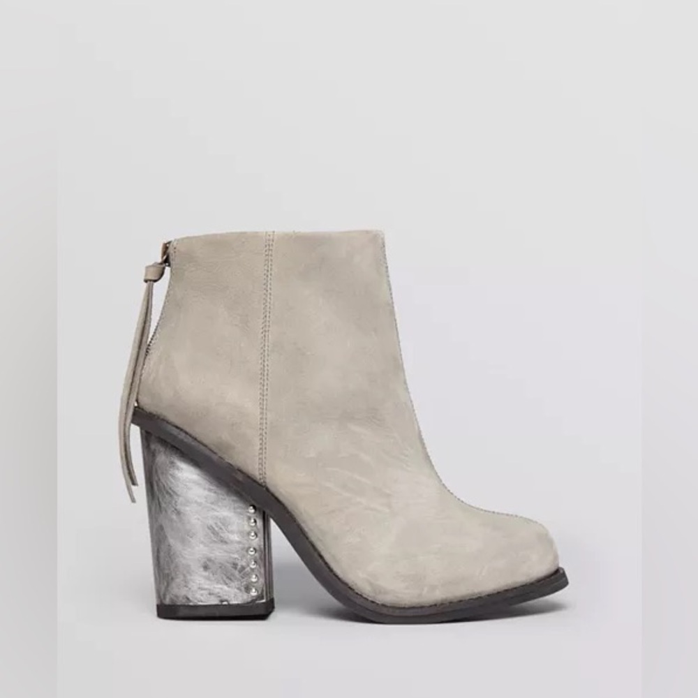 Reverb Booties